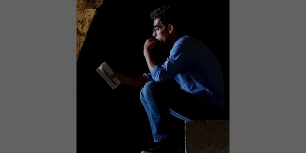 Image:Sculpture monumentale à Villa Janna : projet final en octobre 2014